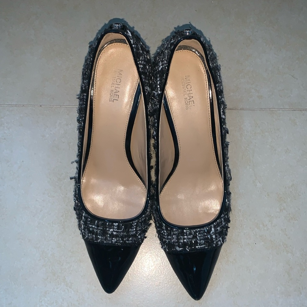 Barely Worn Michael Kors Dorothy Flex Mid Toe Cap Heels in Black/Silver Tweed